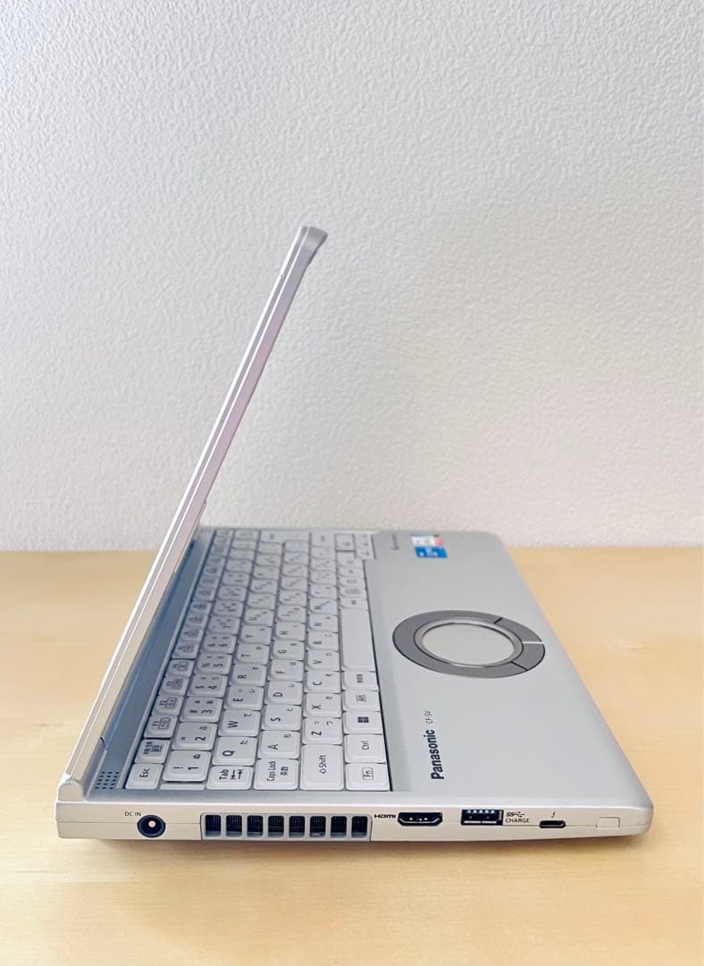 累積2520H レッツノート CF-SV1/11世代i5/16GB/office