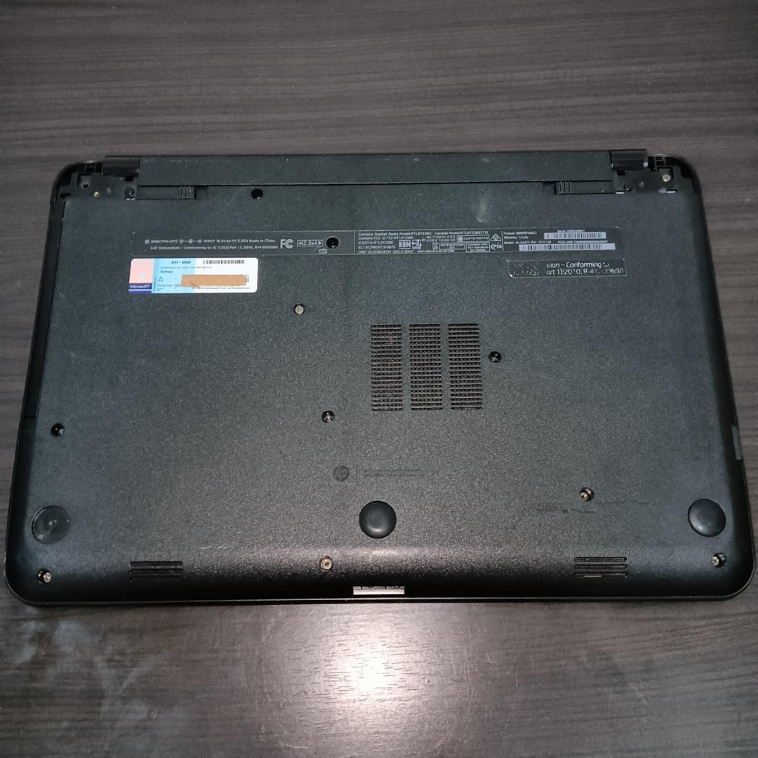 HP 15-r244TX ノートパソコン