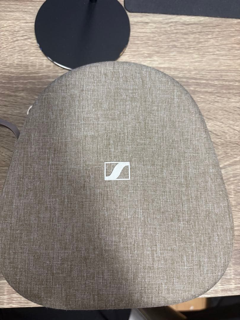 ゼンハイザー MOMENTUM 4 Wireless スタンド付き