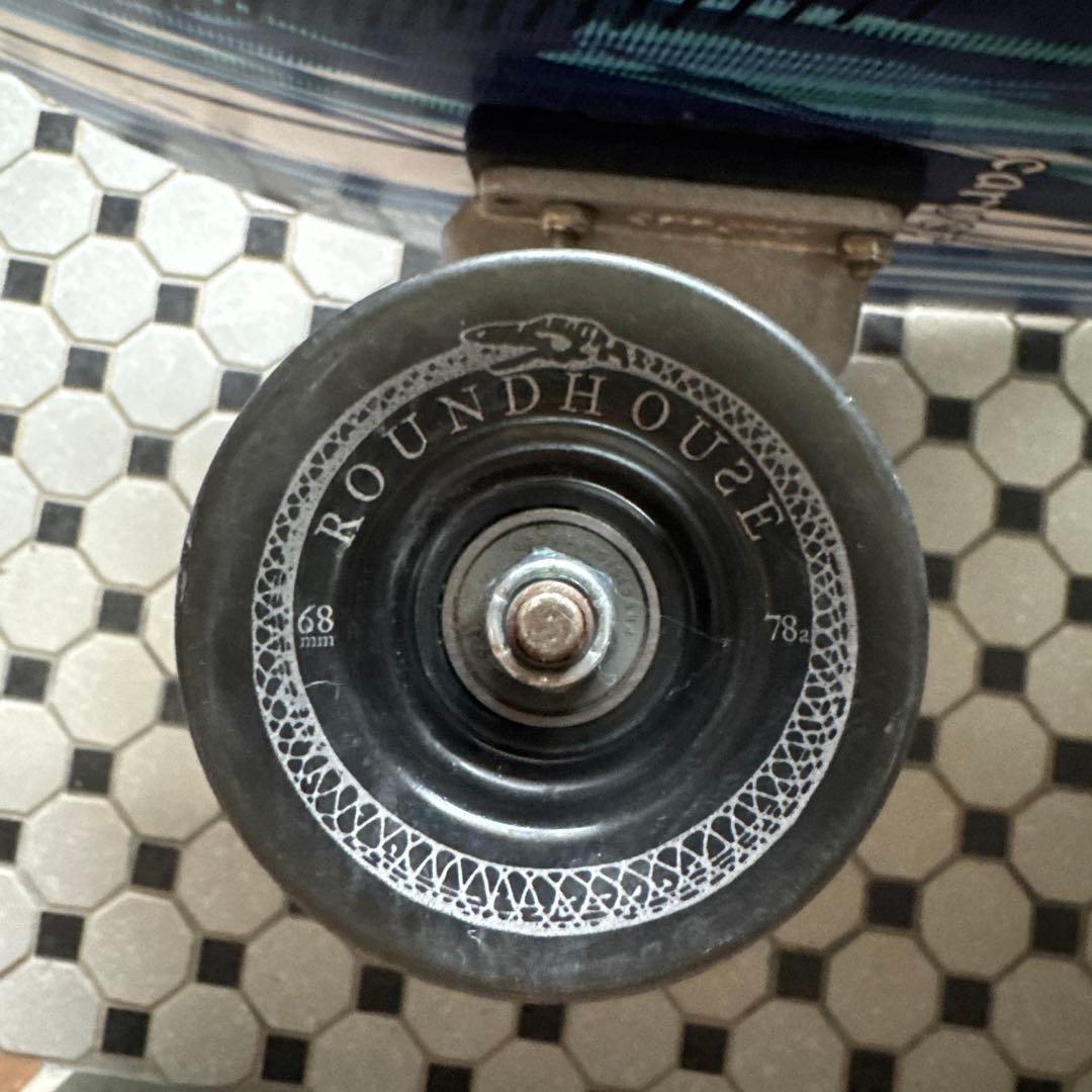 【美品】Carver Lost サーフスケートボード 箱・シリアルナンバー付き