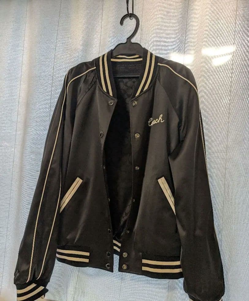 コーチ　リバーシブル シグネチャー スーベニア ヴァーシティ ジャケット