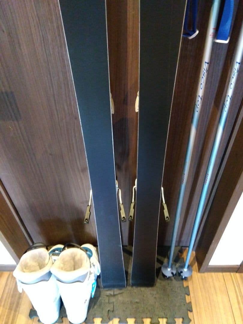 【ハイエンド】 ATOMIC 学生・レディース スキーセット メンテ・WAX済✔