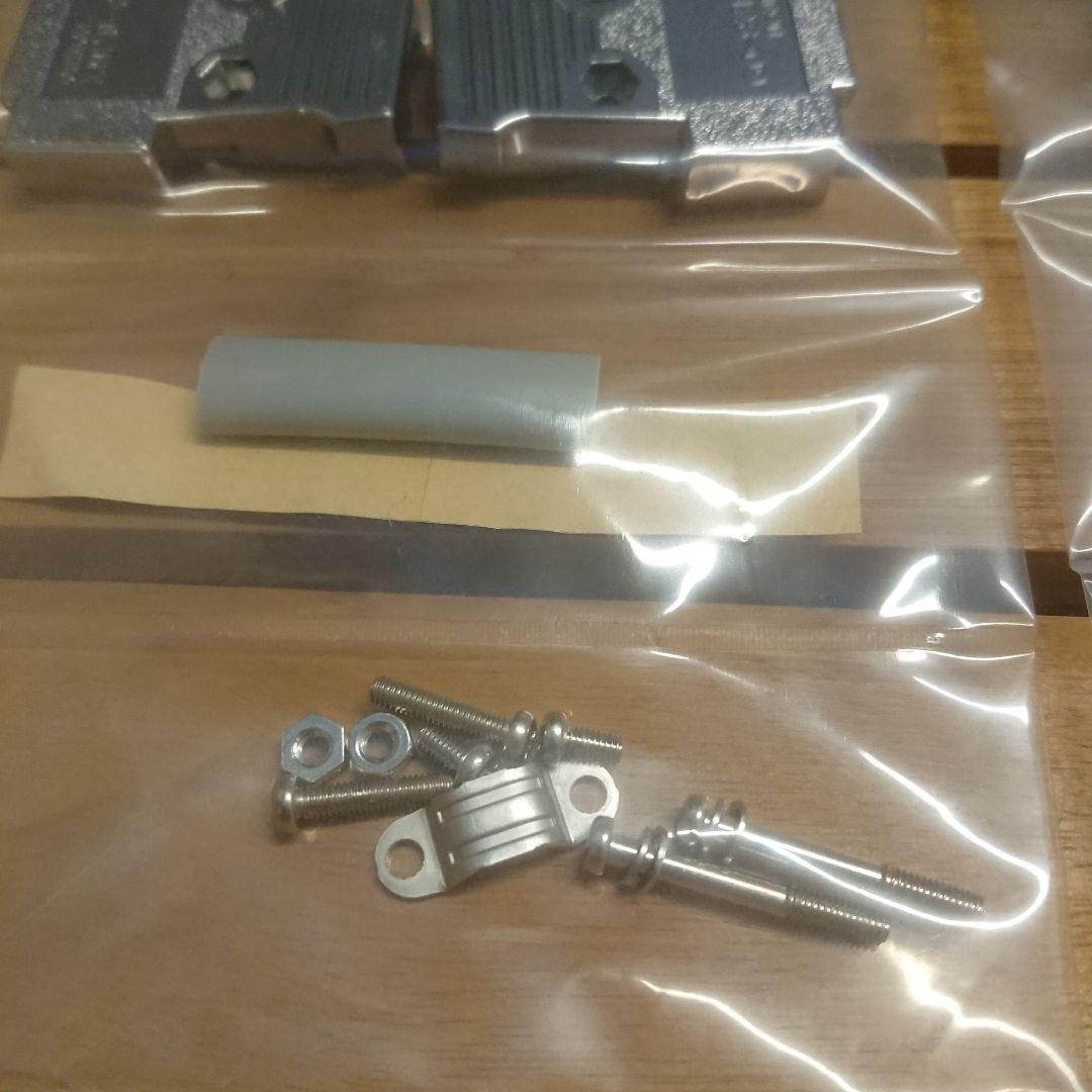 電子部品☆OMRON D-sub 9Pin フード☆