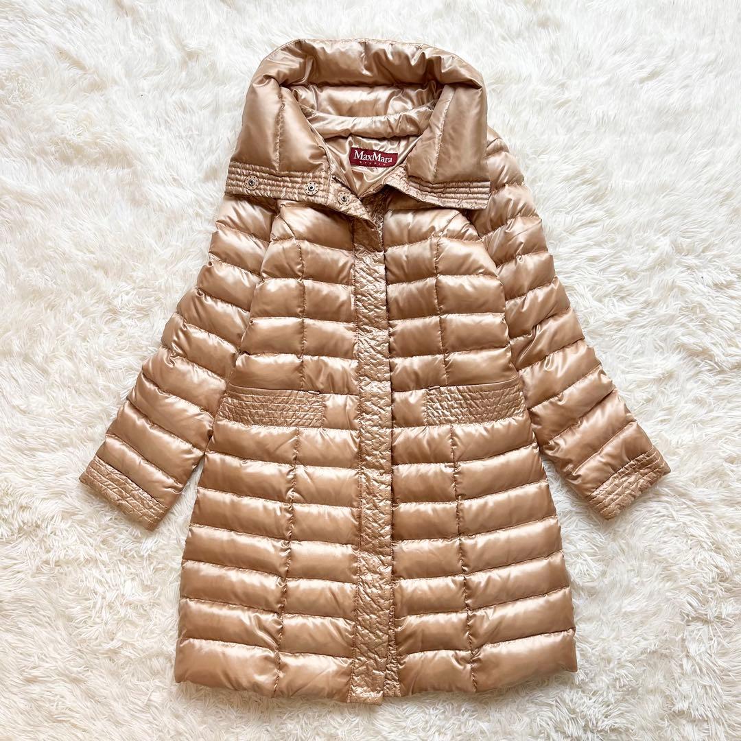 マックスマーラ ステュディオ ダウンコート Aライン ハイネック ベージュ 光沢