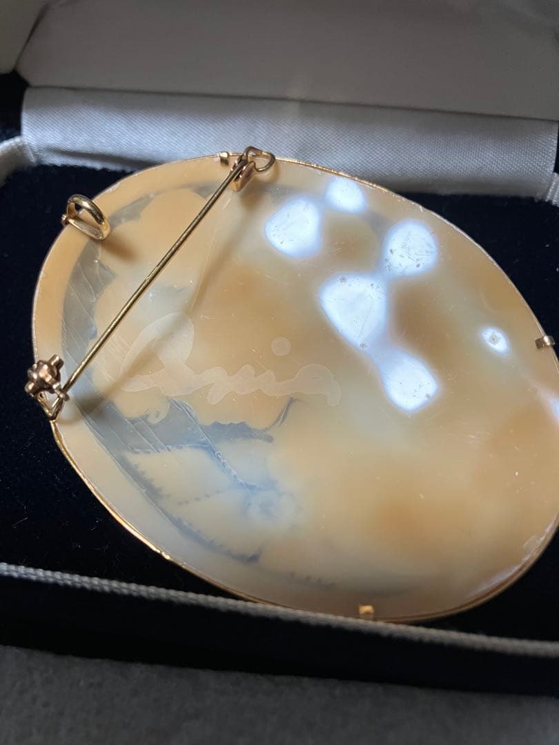 カメオ シェル ブローチ K18