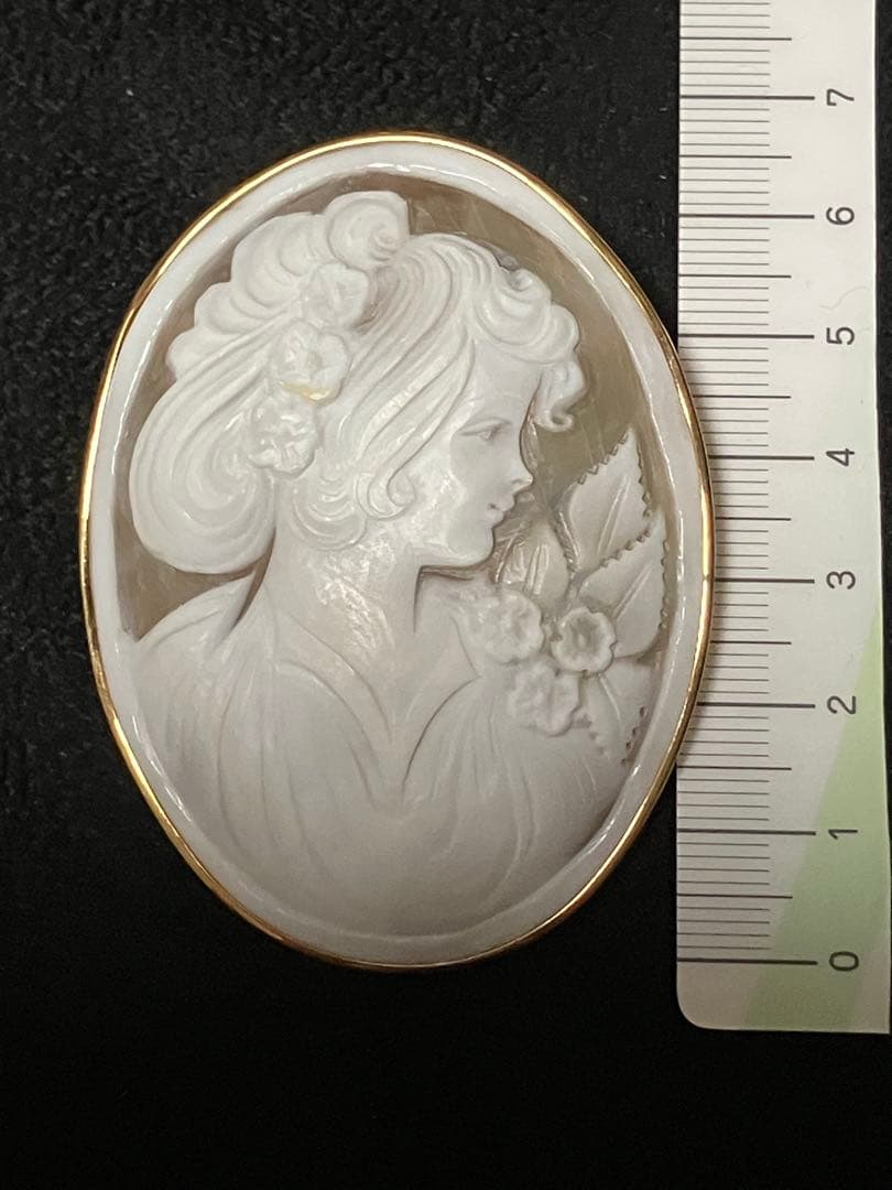 カメオ シェル ブローチ K18