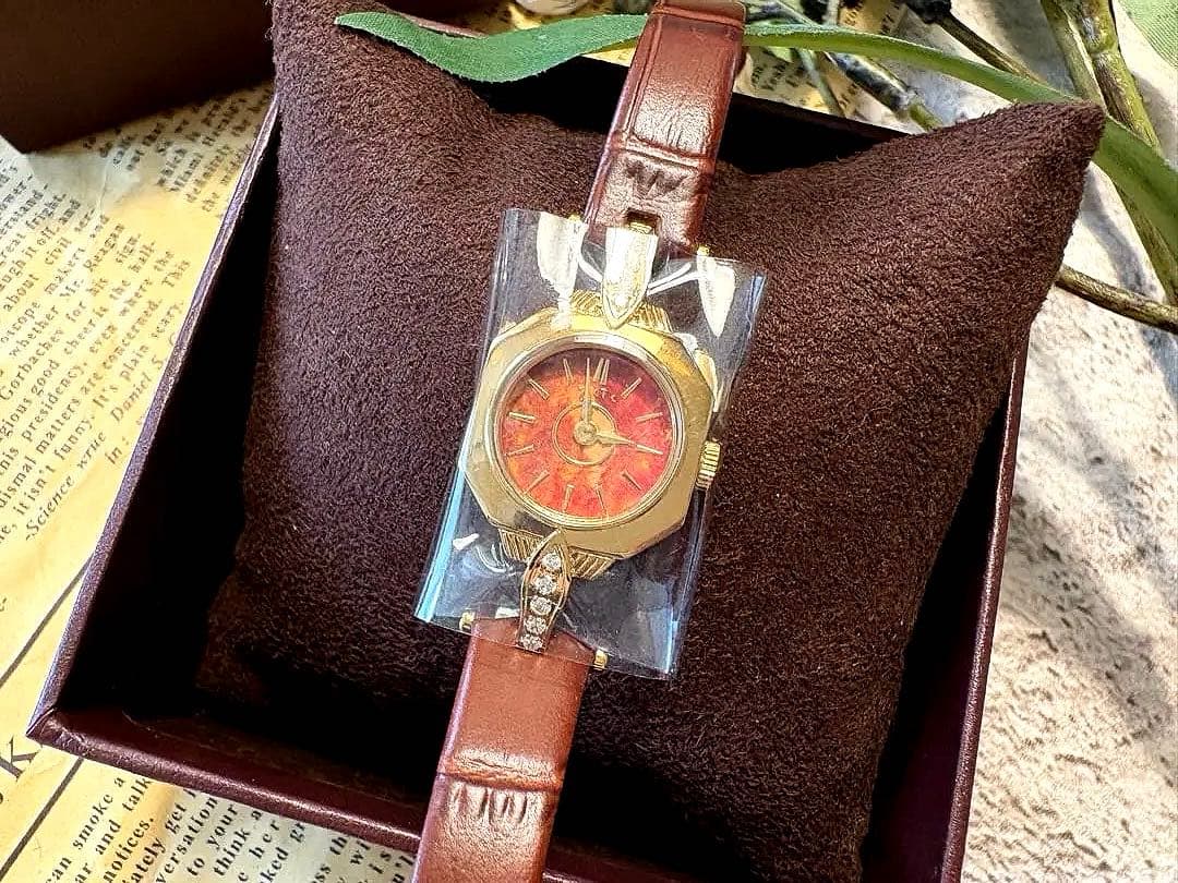 アガット　アンバー　琥珀　腕時計　新品未使用