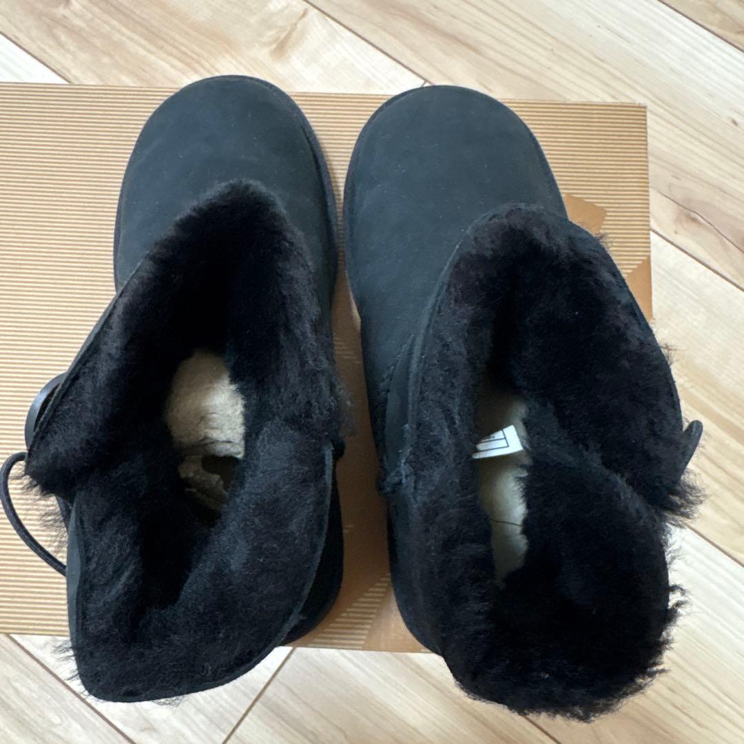 UGG アグ ムートンブーツ MINI BAILEY BUTTON 22cm美品