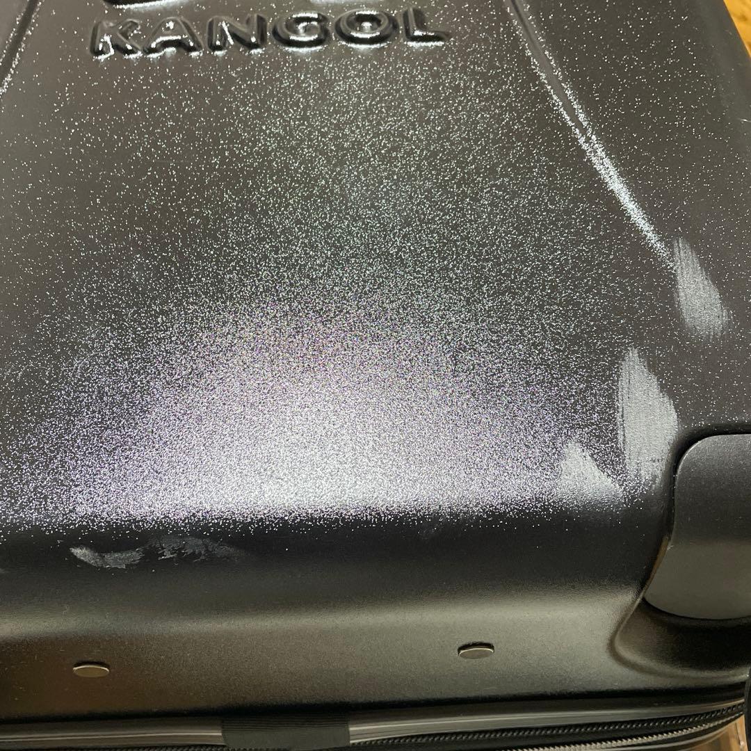 夏！旅行に！　大きくなるKANGOL キャリーケース