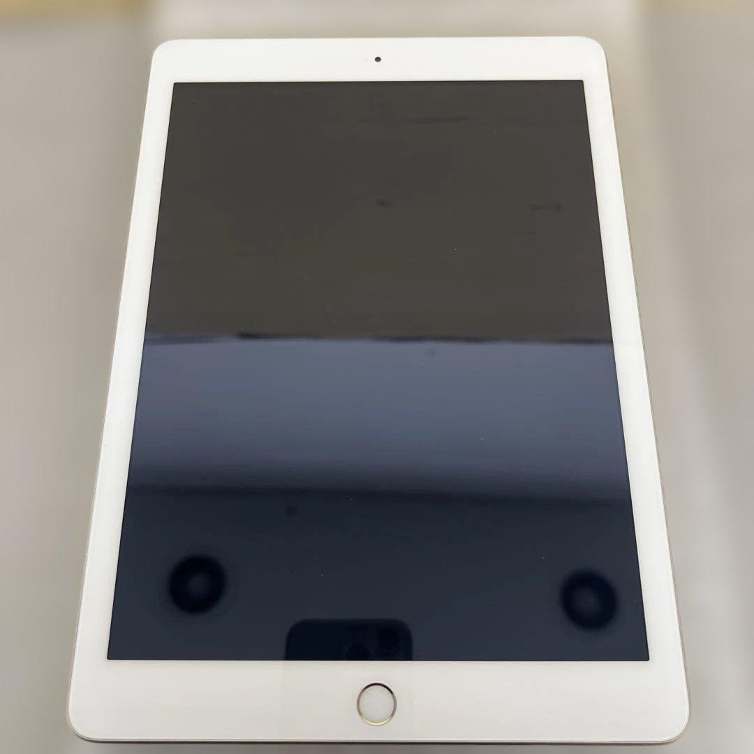 60167 Apple iPad (第５世代) Wi-Fi 128GB ゴールド
