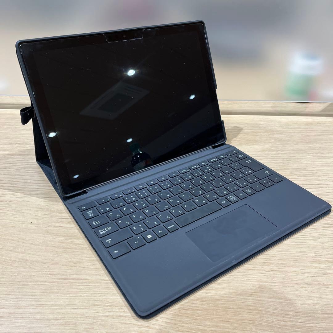 Surface Pro7、キーボード・本体カバー付き