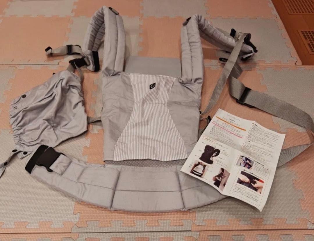 ファムキャリー　おんぶ紐　抱っこ紐 アッシュグレー メッシュ ファムベリー