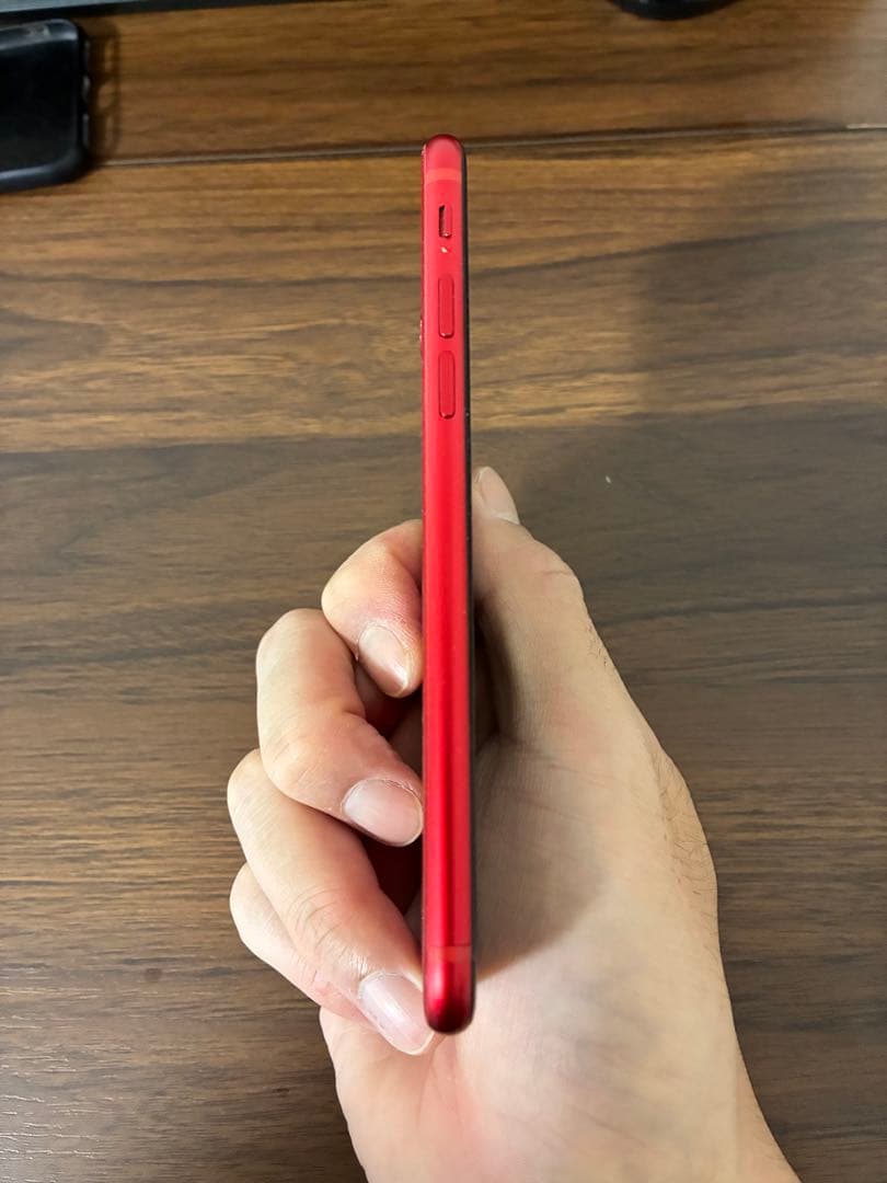 Apple iPhone 8 (PRODUCT)RED 本体