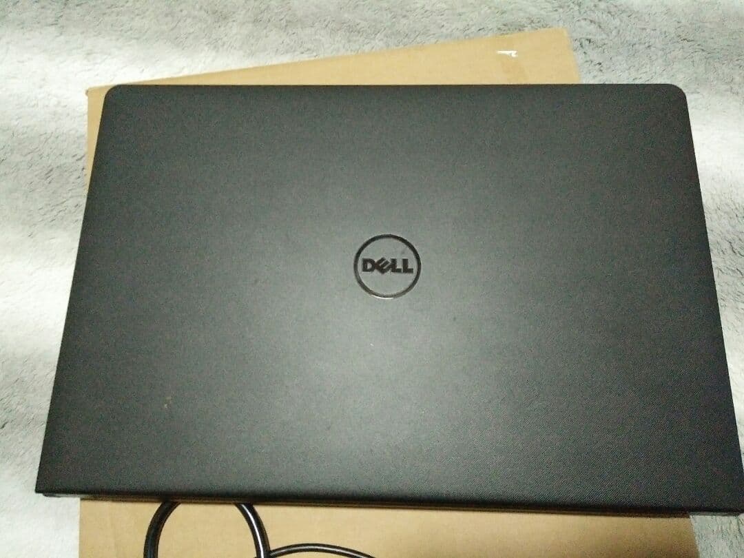 その他ノートPC本体 DELL i5-8, ssd 256 gb. radeon grapich