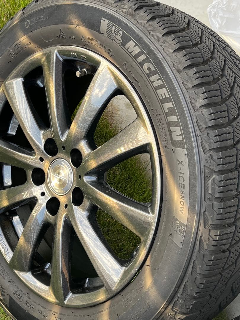 16インチ アルミホイール+MICHELIN X-ICEスタッドレスタイヤセット