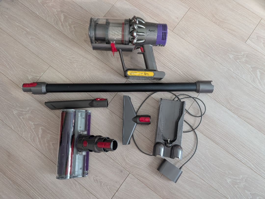 ダイソン サイクロン式 コードレス掃除機 dyson SV12 FF BK