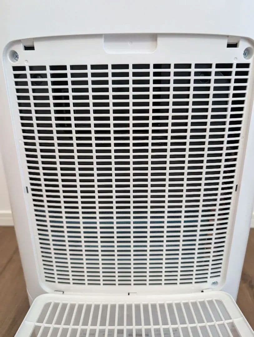 【2024年・美品】シャープ 衣類乾燥 除湿機 CV-SH150W