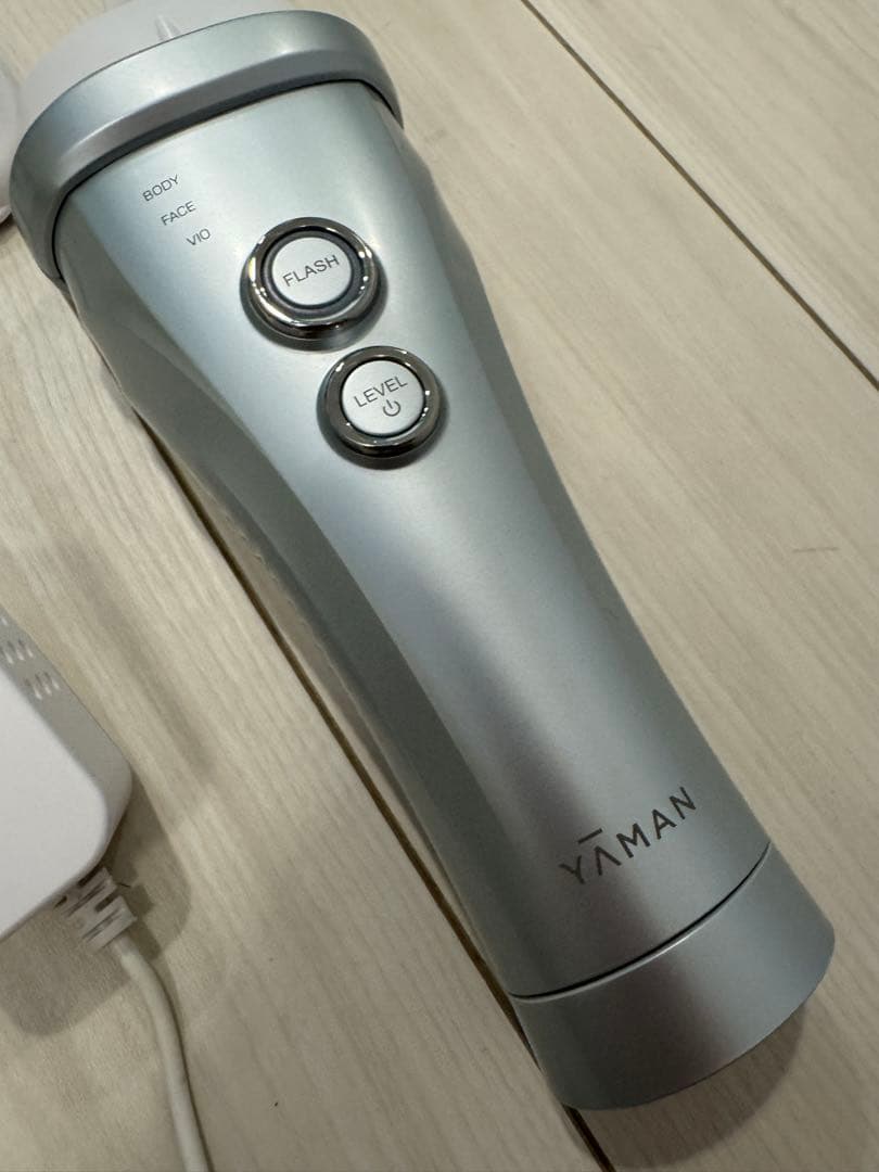 YAMAN 脱毛器 充電式レイボーテヴィーナス
