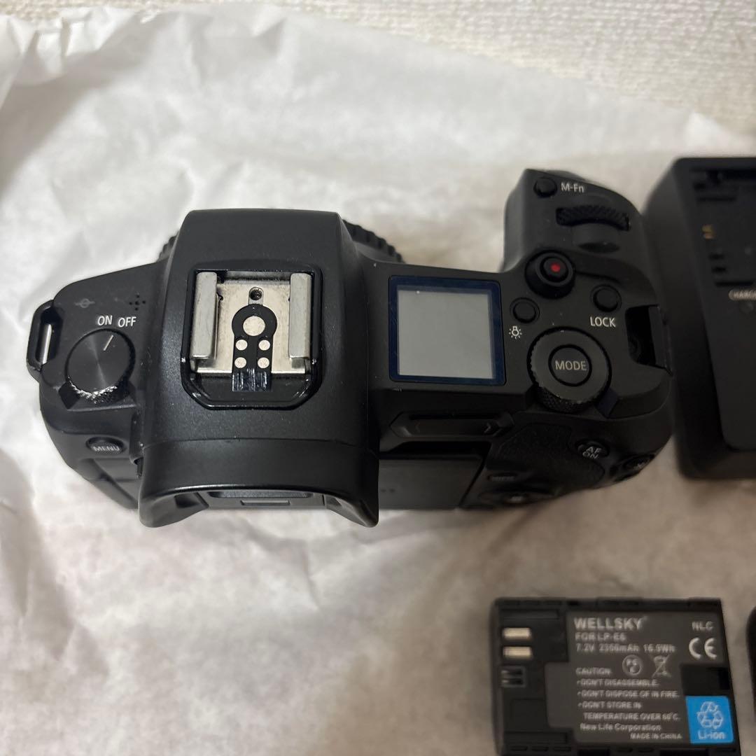 【10/11まで出品】Canon EOS Rミラーレスカメラ 本体バッテリー3個