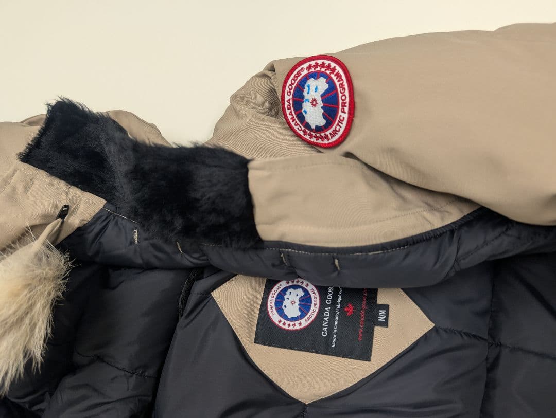 カナダグース　  ダウン　ブロンテ　パーカー　タン