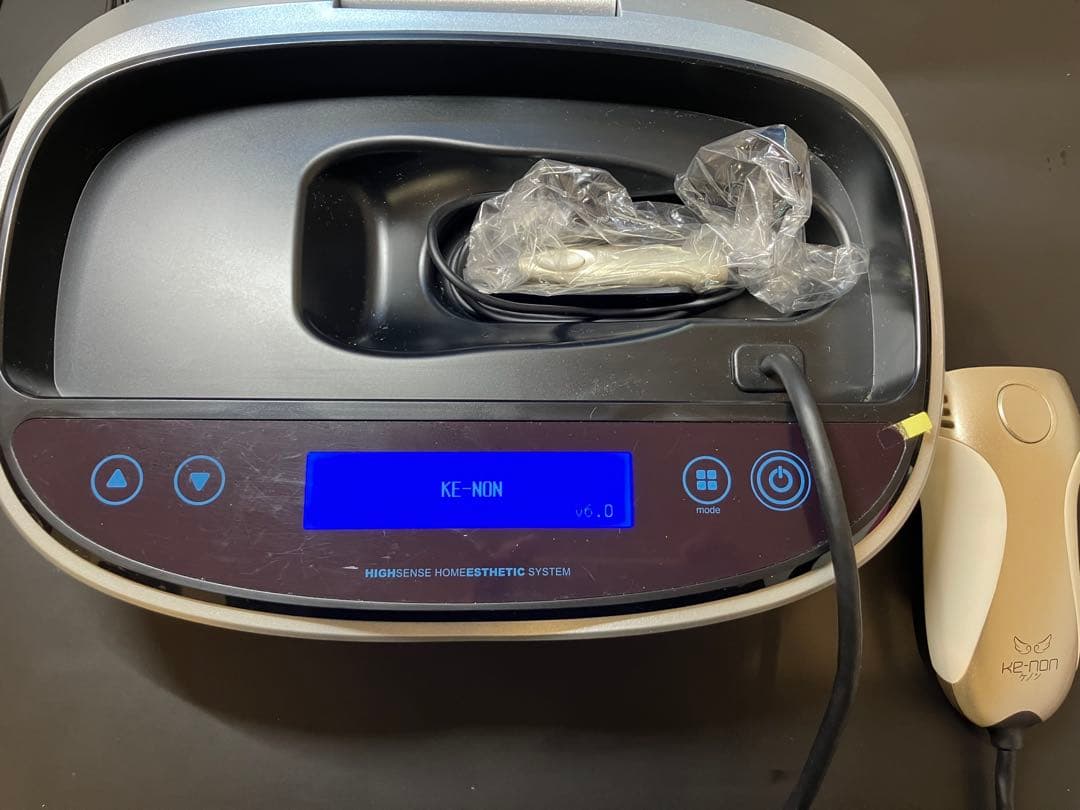 ケノン　家庭用脱毛器　Ver 6.0 シャンパンゴールド