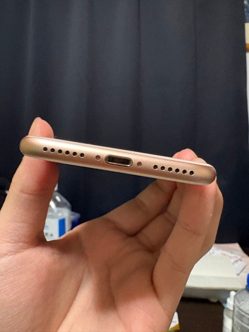 iPhone8 ピンク ゴールド