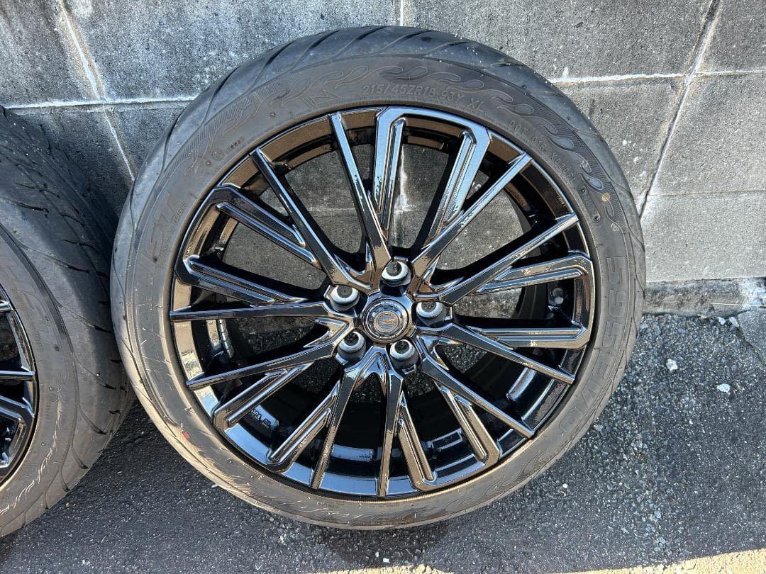 セイさん専用　トヨタ90ノア ヴォクシー純正オプション18インチ