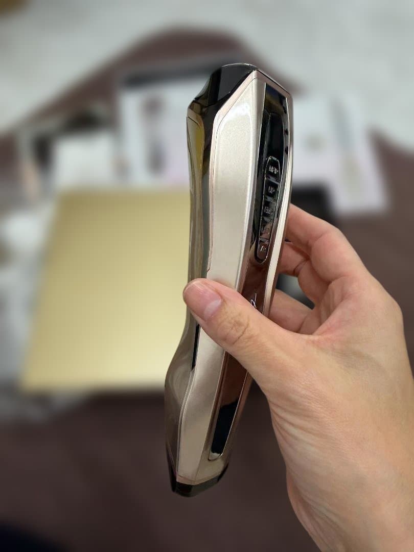 ARTISTIC&CO Dr.Arrivo the zeus 美顔器　ブラック