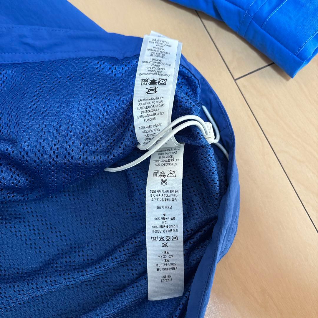 未使用　パタゴニア　イスマス　アノラックSUPERIOR BLUE Ｍ