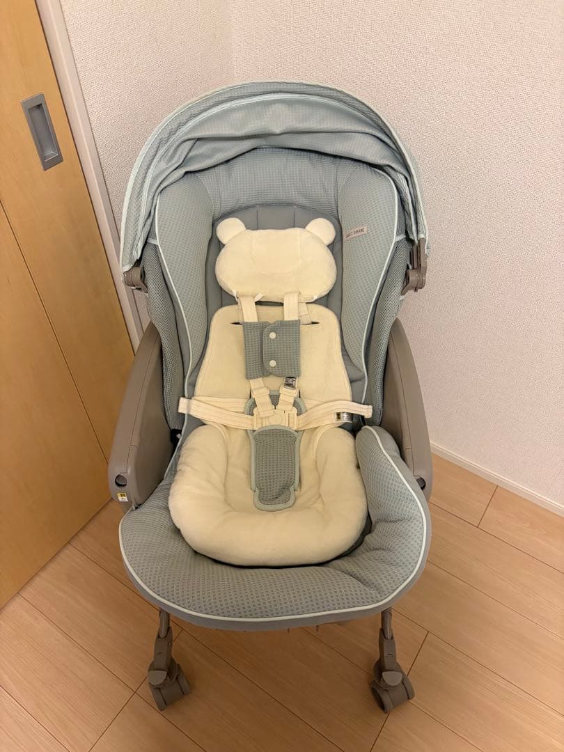 【美品】Aprica　ユラリズム　オートプレミアム