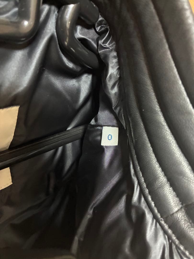 MONCLER GEMOT オールレザージャケット黒モンクレール キルティング