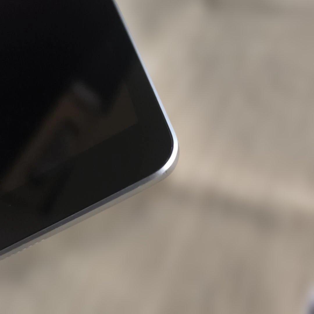 iPad 第9世代 Wi-Fi+Cellular 64GB 90％