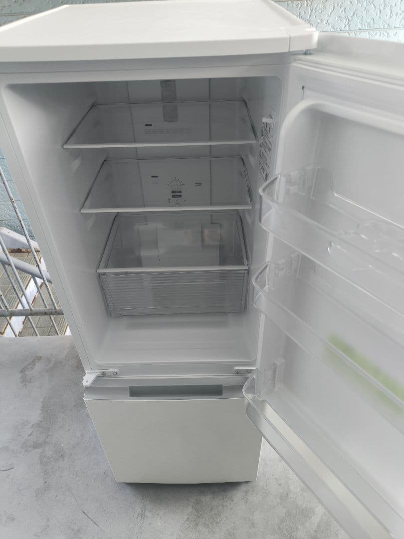 シャープ　2ドア冷蔵庫