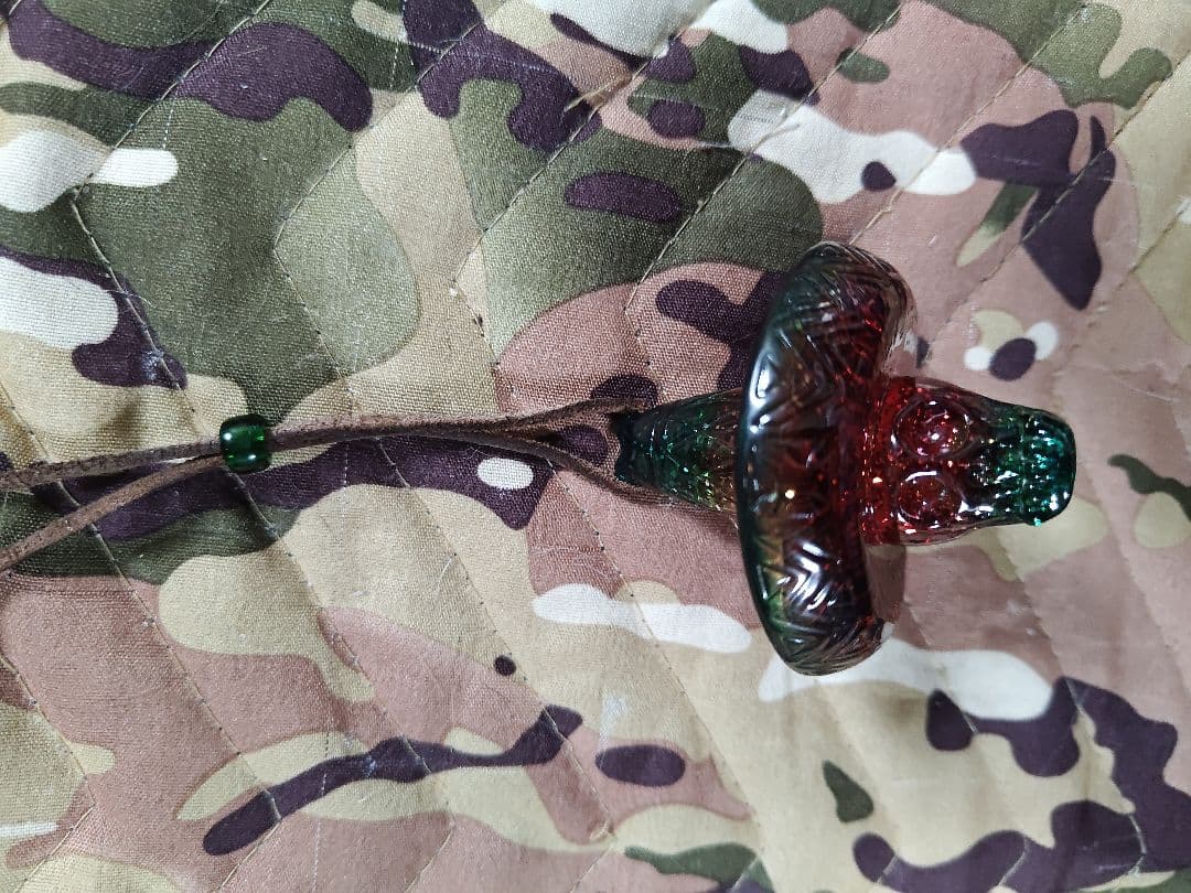 ハッピーヘルナンデス　ラメ