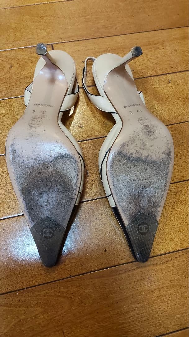 CHANEL ベージュ ブラック スリングバックパンプス