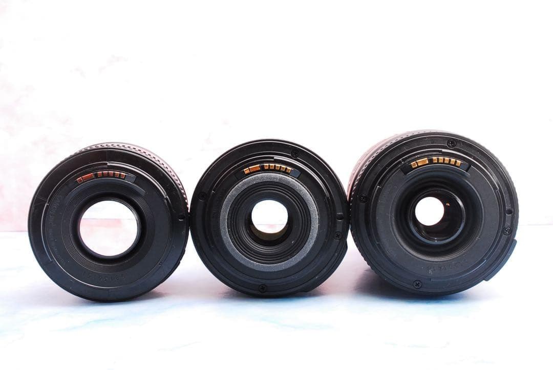 Canon Kiss X10★豪華トリプルレンズ★一眼レフカメラ★スマホ転送