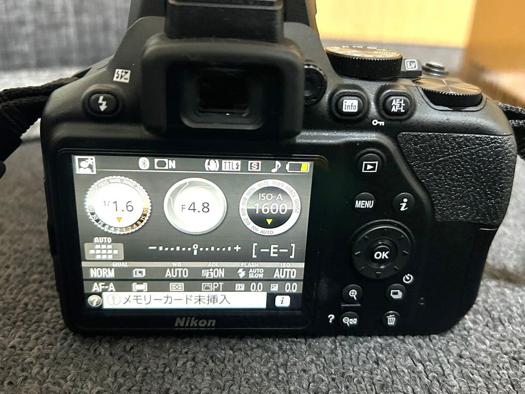 Nikon D3500 美品 レンズフード レンズフィルター ガイドブック付き