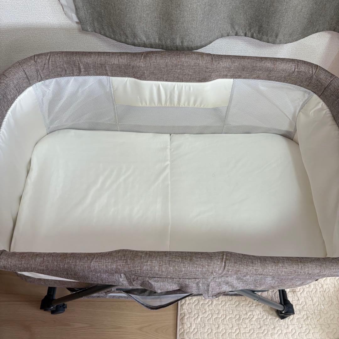 zoobly ベビーベッド　折り畳み