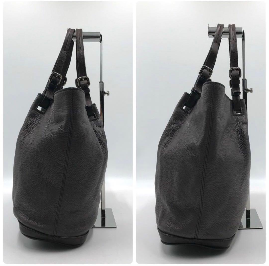 美品 定価25万 ジョルジオアルマーニ トートバッグ ロゴプレート レザー