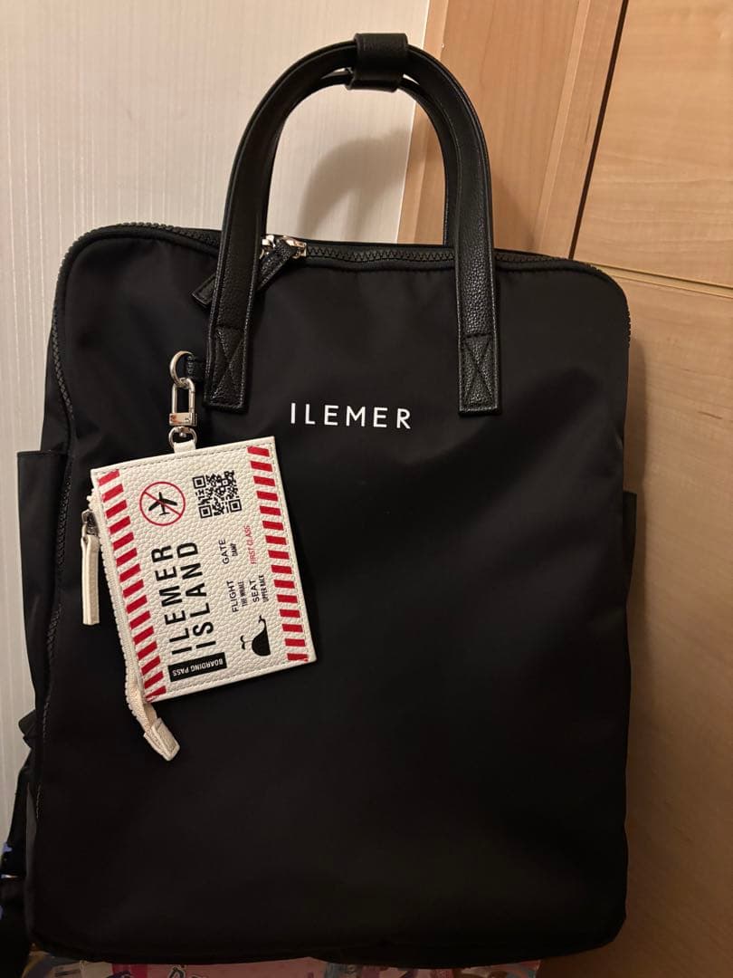 ヨーコ 様ILEMER PONPONトローリー ブラック　リュック　イルメール
