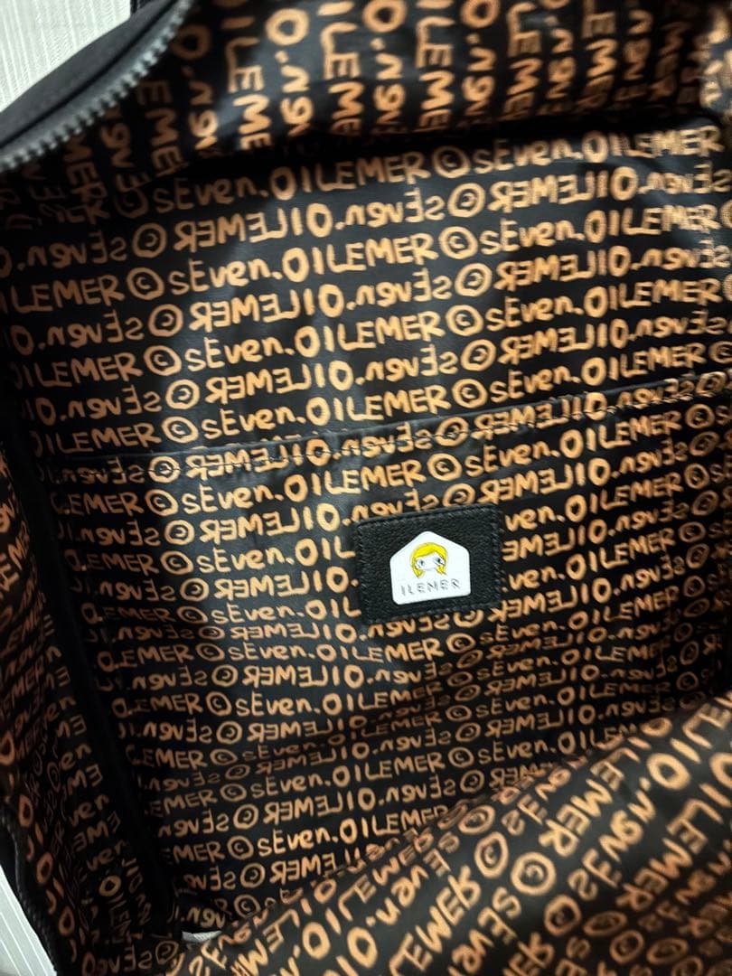 ヨーコ 様ILEMER PONPONトローリー ブラック　リュック　イルメール