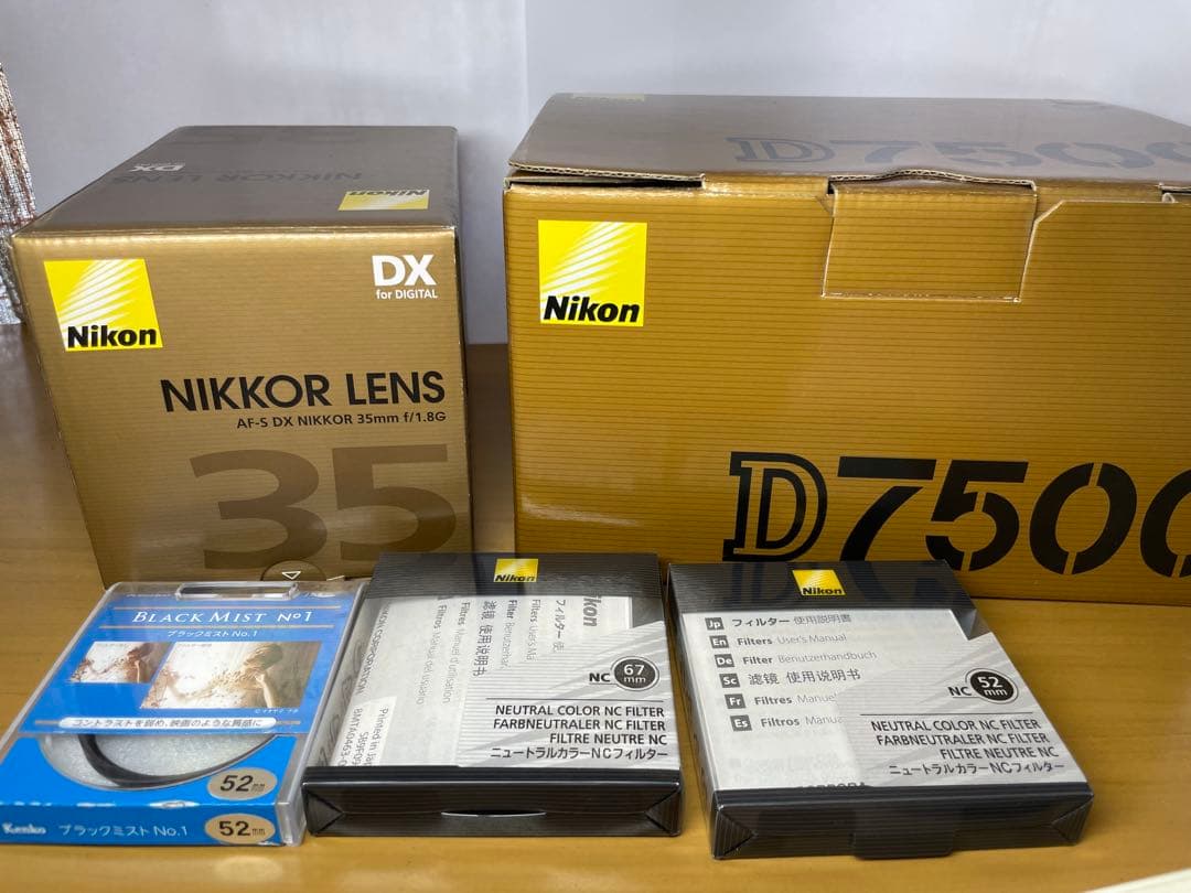 【美品】Nikon D7500 デジタル一眼レフ レンズ2本セット　保証付