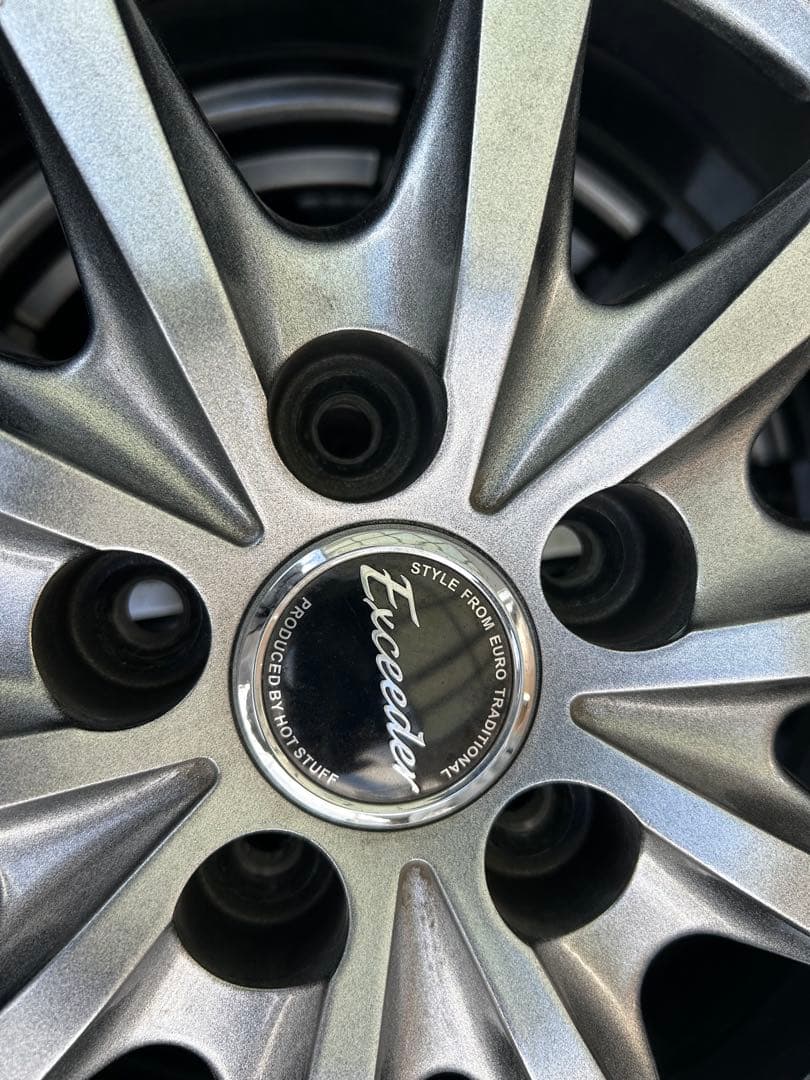 195/65R15 スタッドレスタイヤ ブリザックVRX エクシーダー 5穴