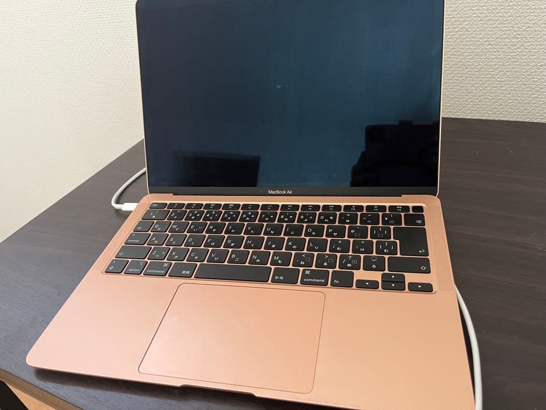 Apple MacBook Air 13.3 8GBゴールド