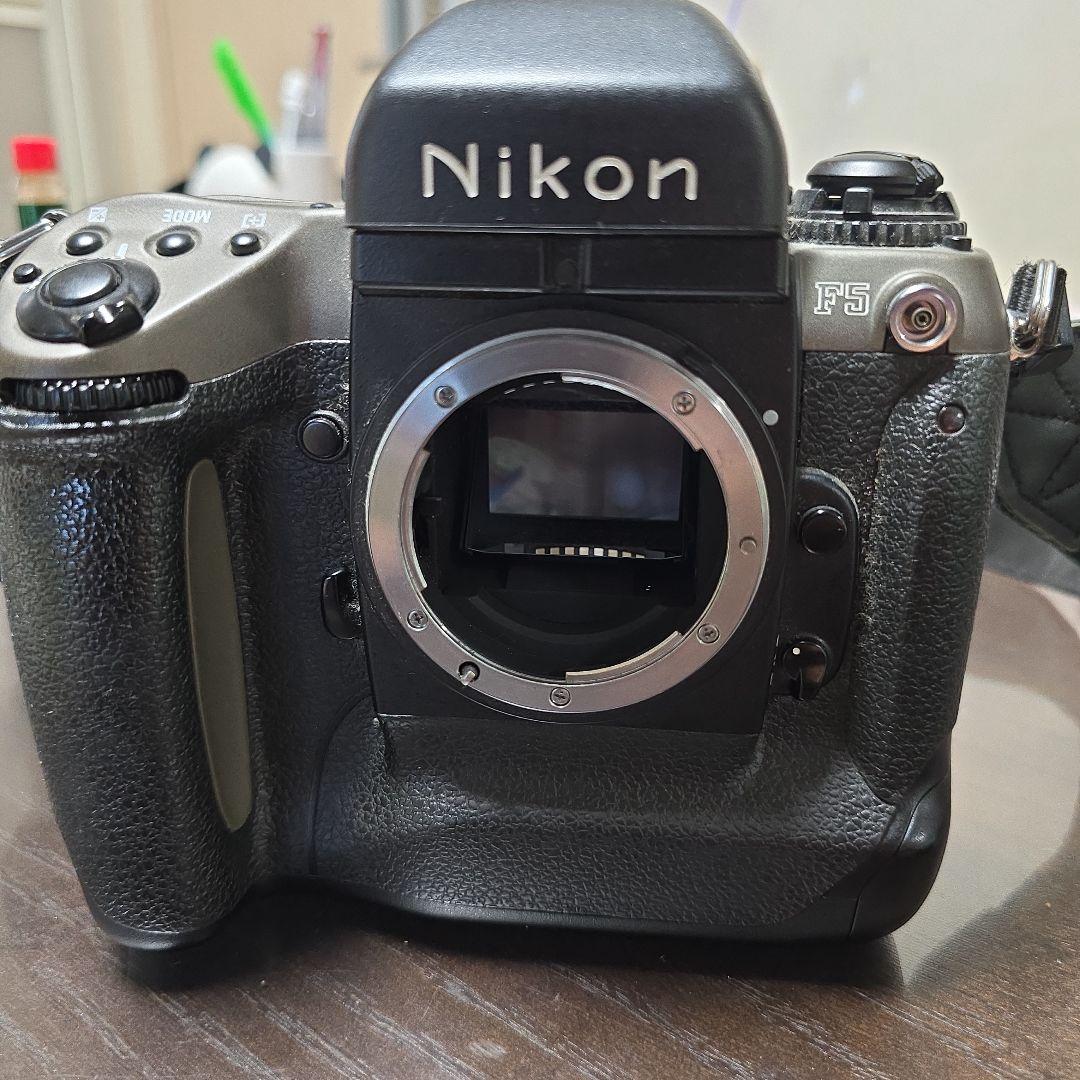 NIKON F5 50周年モデル　美品　本体