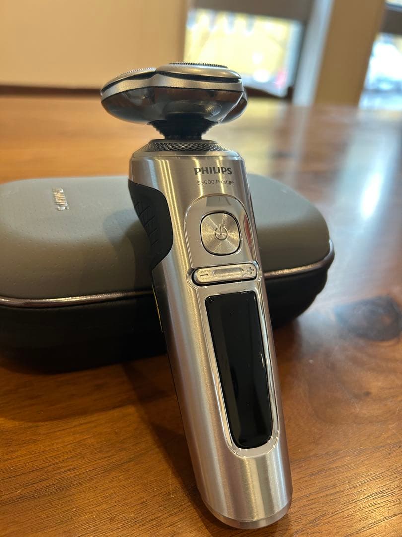 PHILIPS S9000 プレステージ 72枚刃 最高級モデル
