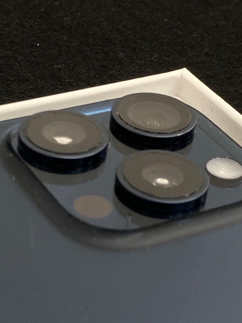 【極美品】Apple iPhone 15 ProMAX 256GB BT 箱付き