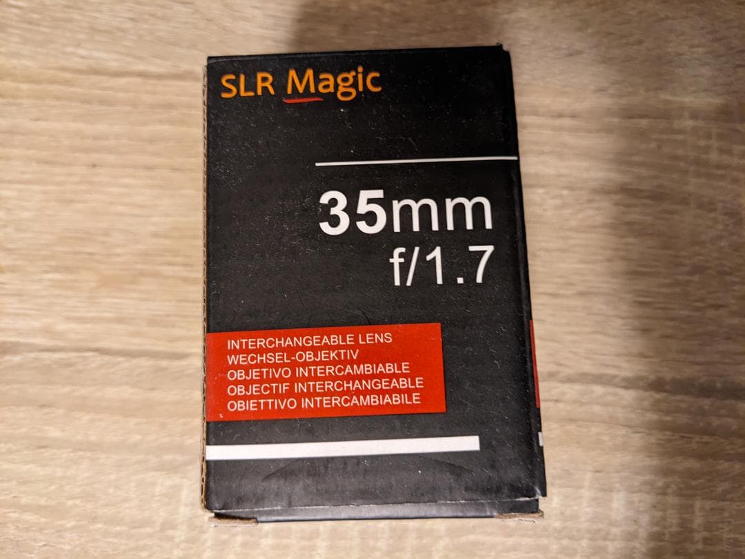 SLR Magic 35mm f/1.7 Eマウント