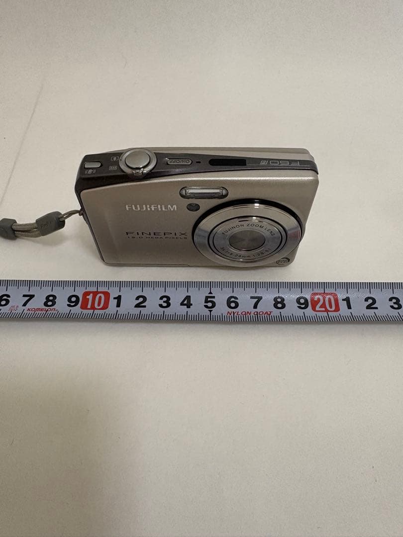FUJIFILM FINEPIX F60 fd (富士フイルム)
