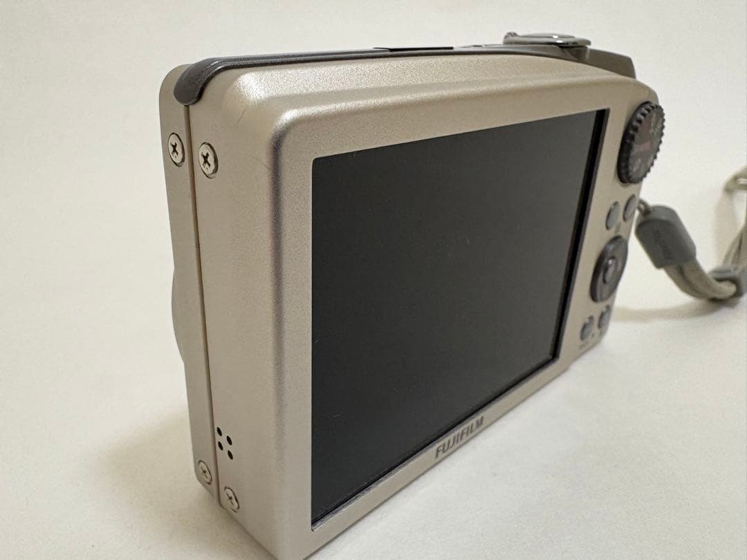 FUJIFILM FINEPIX F60 fd (富士フイルム)
